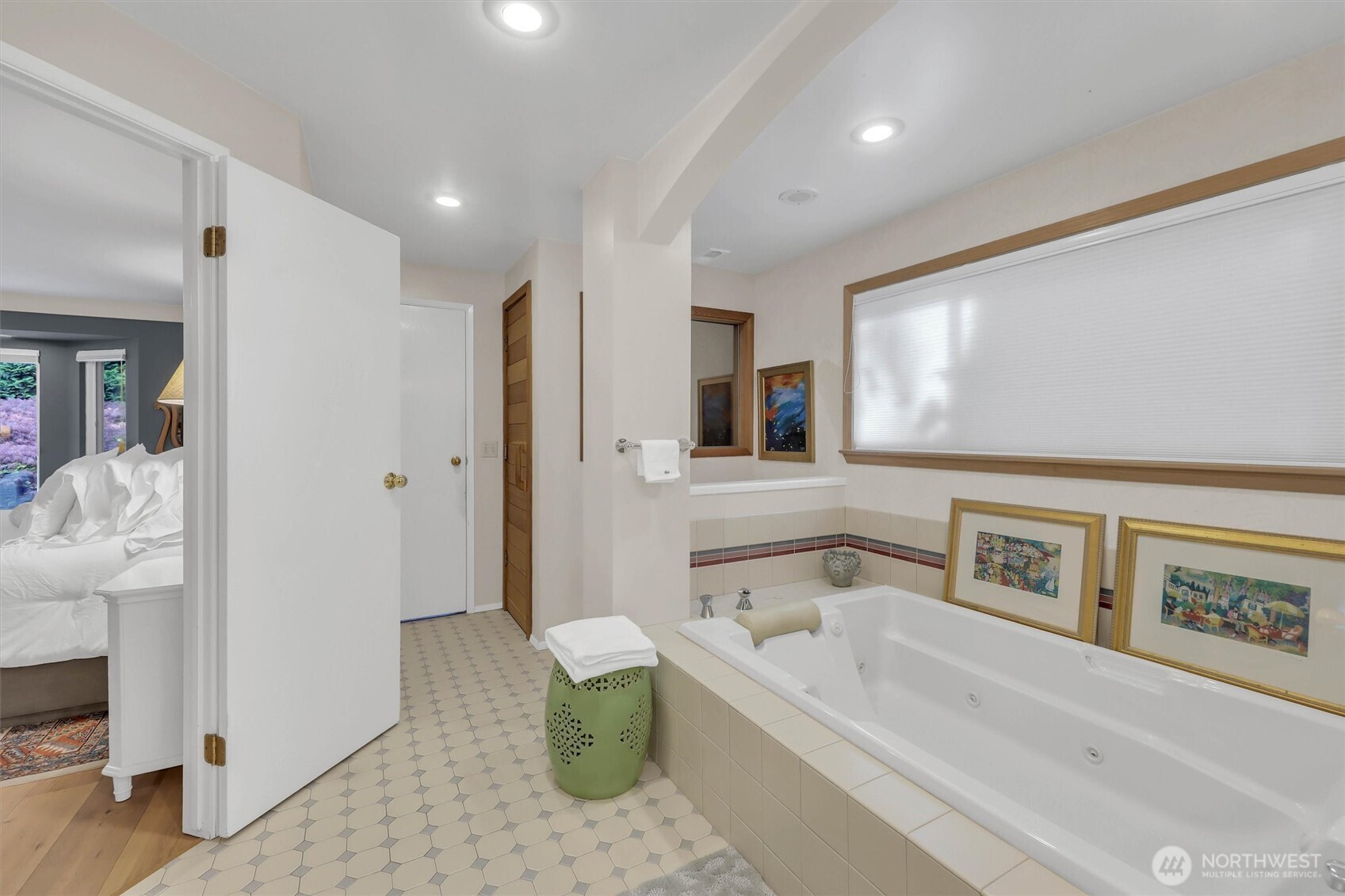 13320 211th Place NE, Woodinville, WA 98077