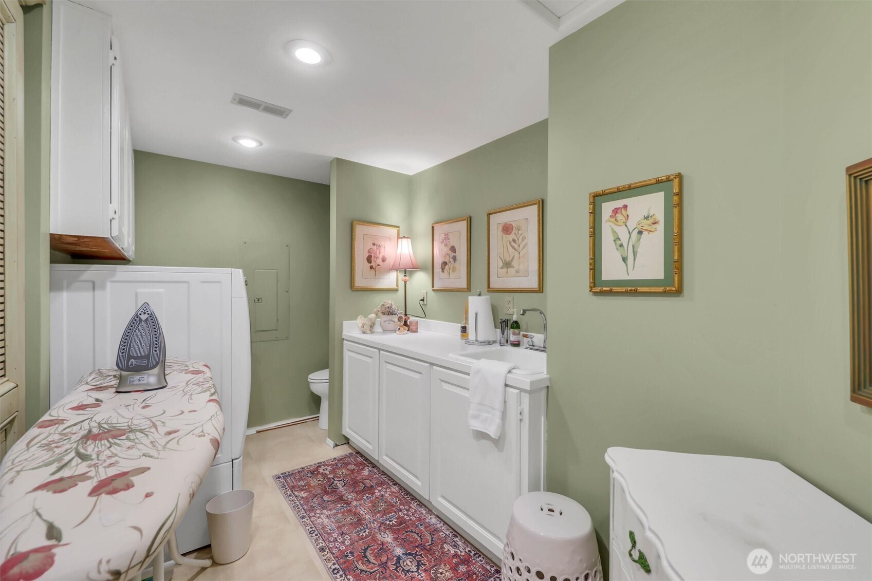 13320 211th Place NE, Woodinville, WA 98077