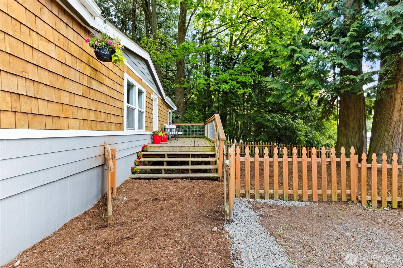 3624 Galiano Dr , Ferndale, WA 98248