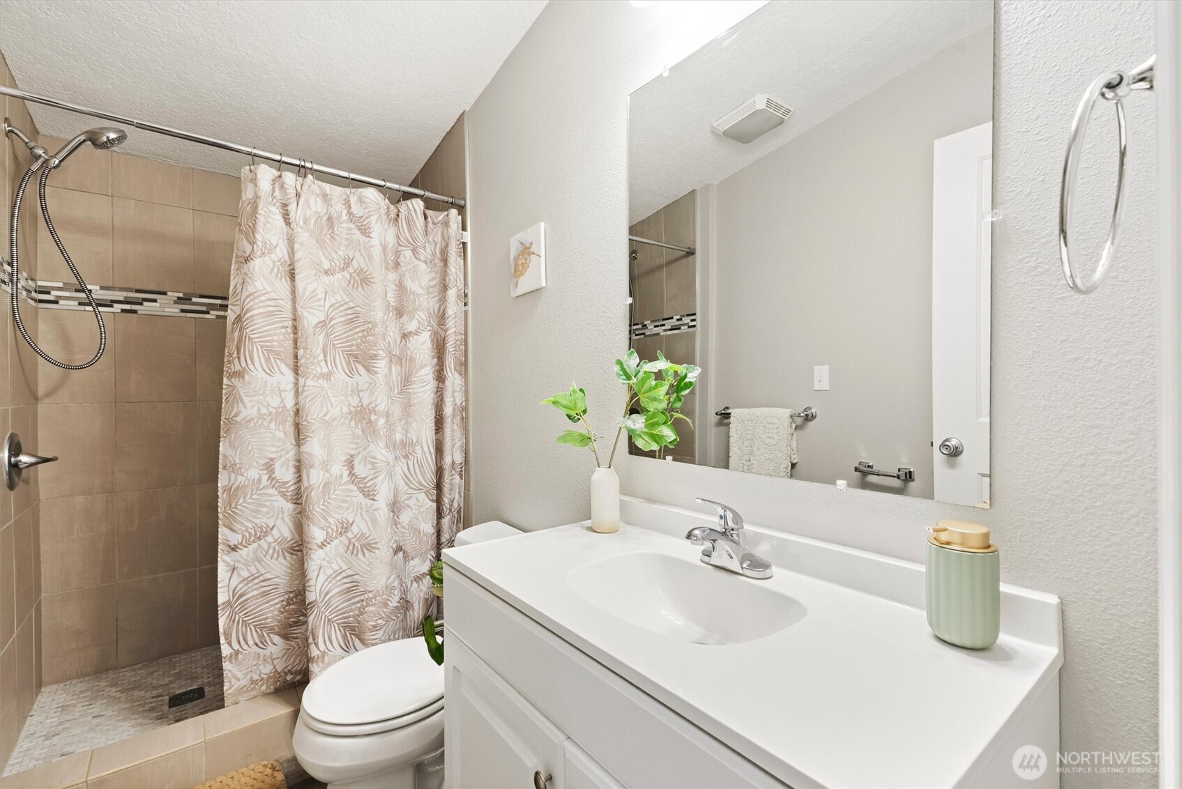 3624 Galiano Dr , Ferndale, WA 98248