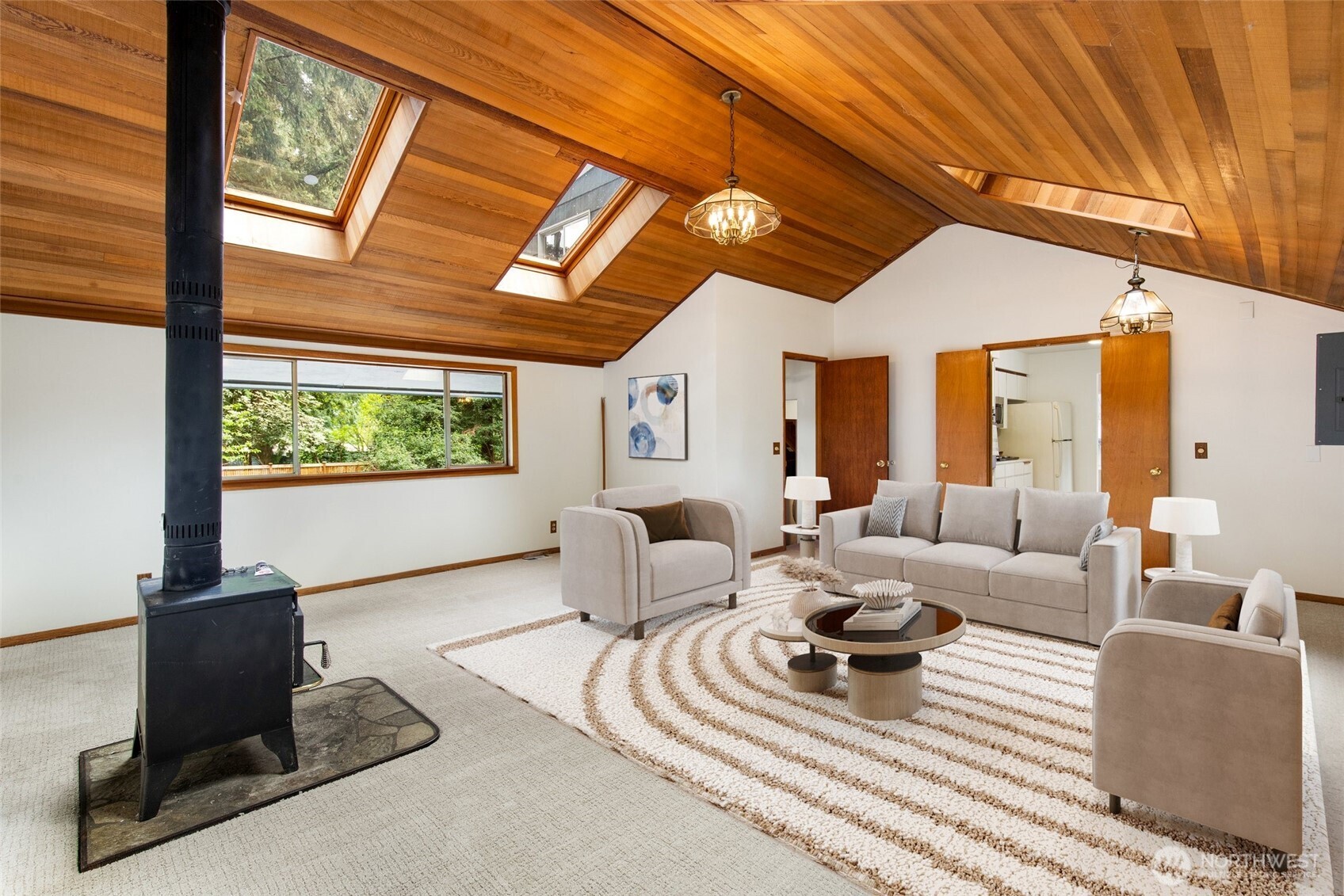 15822 34th Avenue NE, Lake Forest Park, WA 98155