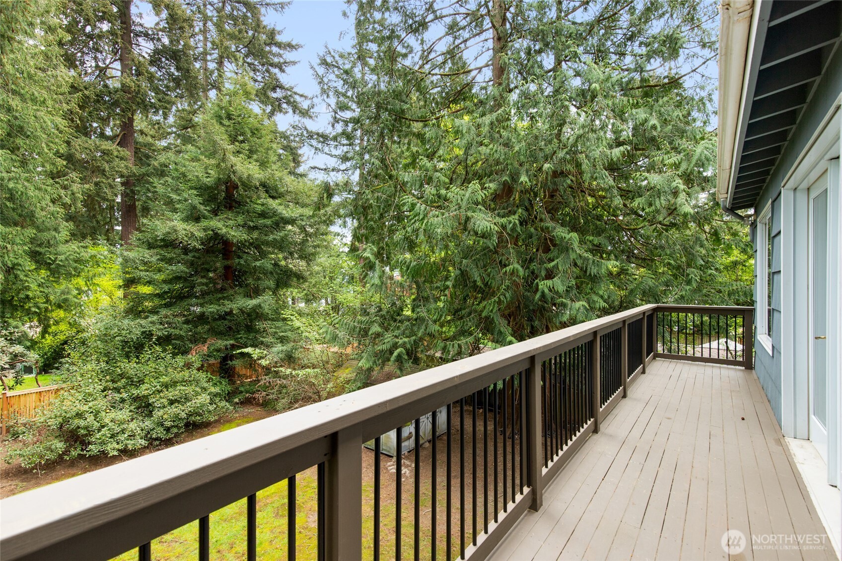 15822 34th Avenue NE, Lake Forest Park, WA 98155