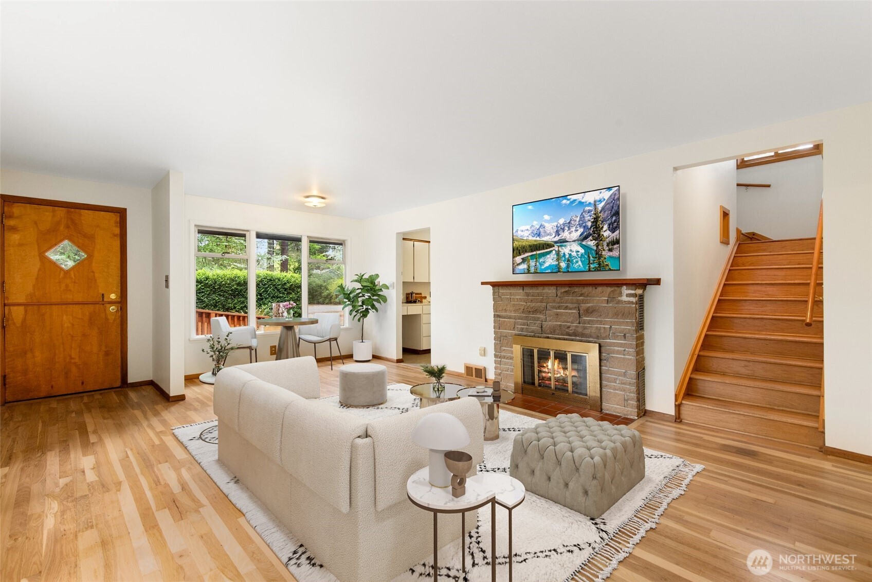 15822 34th Avenue NE, Lake Forest Park, WA 98155