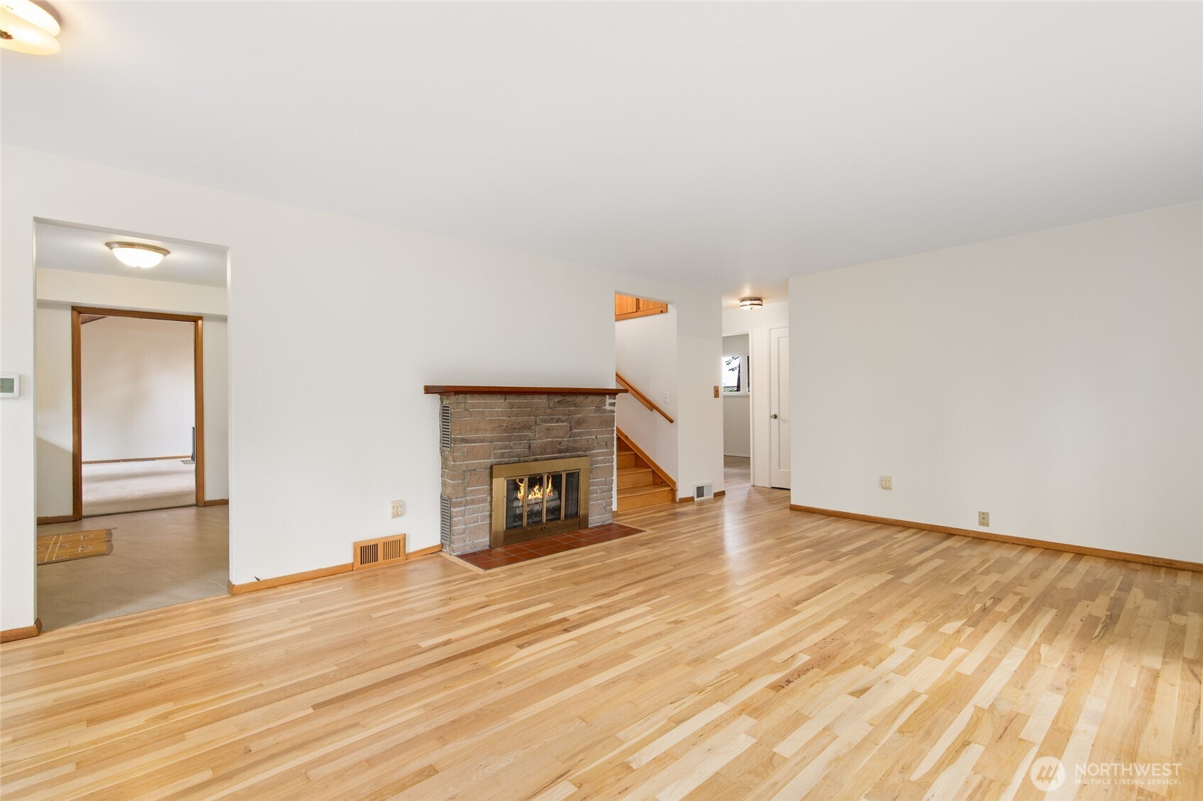15822 34th Avenue NE, Lake Forest Park, WA 98155