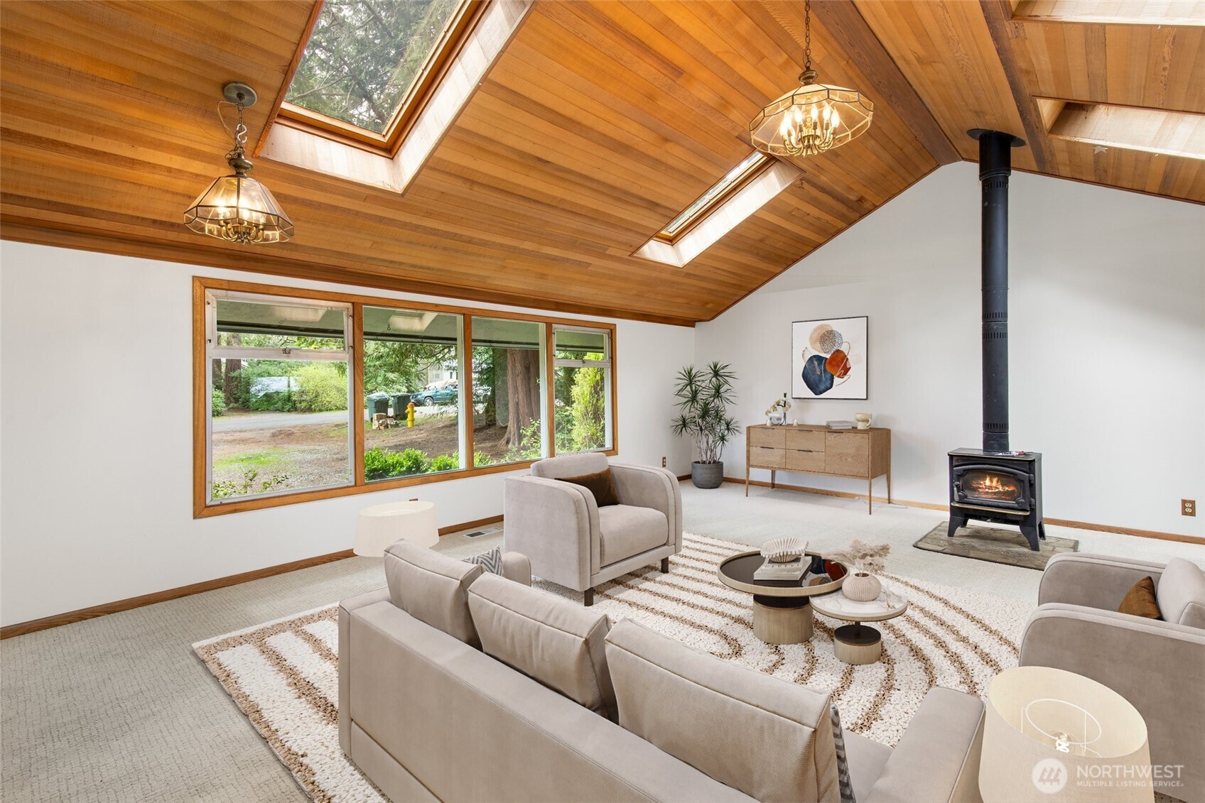 15822 34th Avenue NE, Lake Forest Park, WA 98155