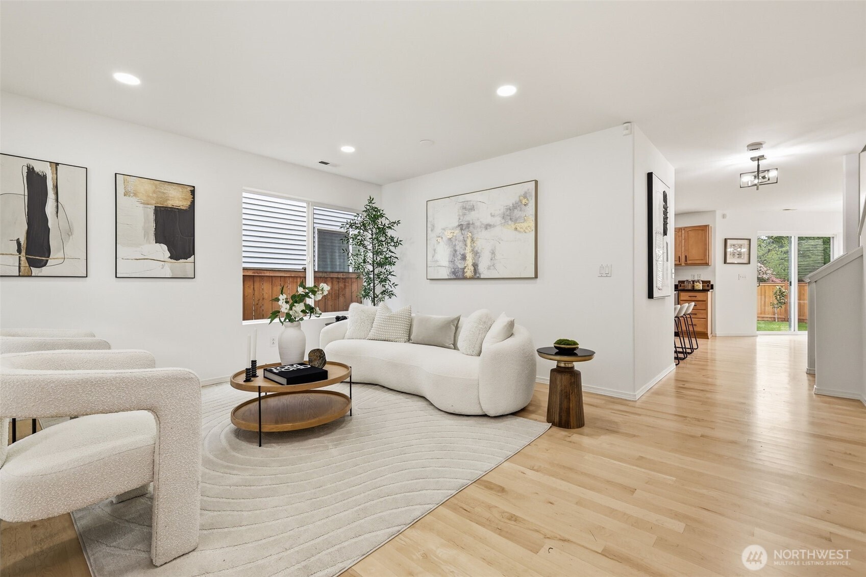 2108 250th Place SE, Sammamish, WA 98075