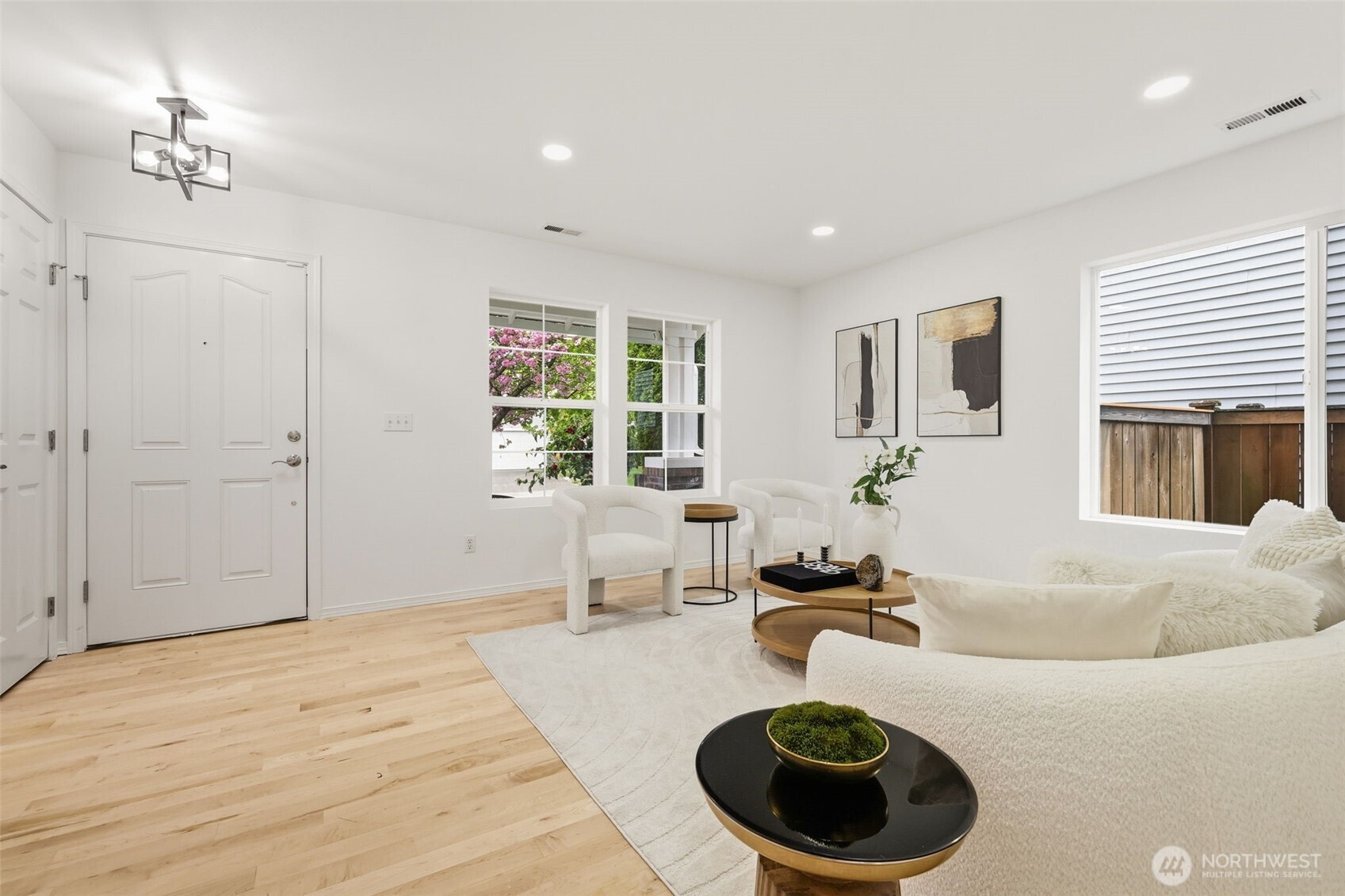 2108 250th Place SE, Sammamish, WA 98075