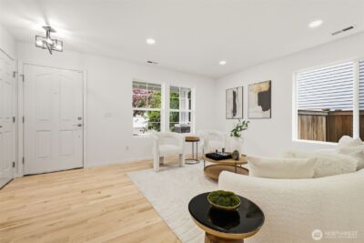2108 250th Place SE, Sammamish, WA 98075 - Photo 4