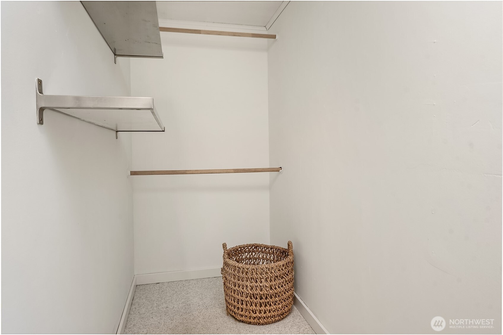 215 NW 130th Street , Seattle, WA 98177