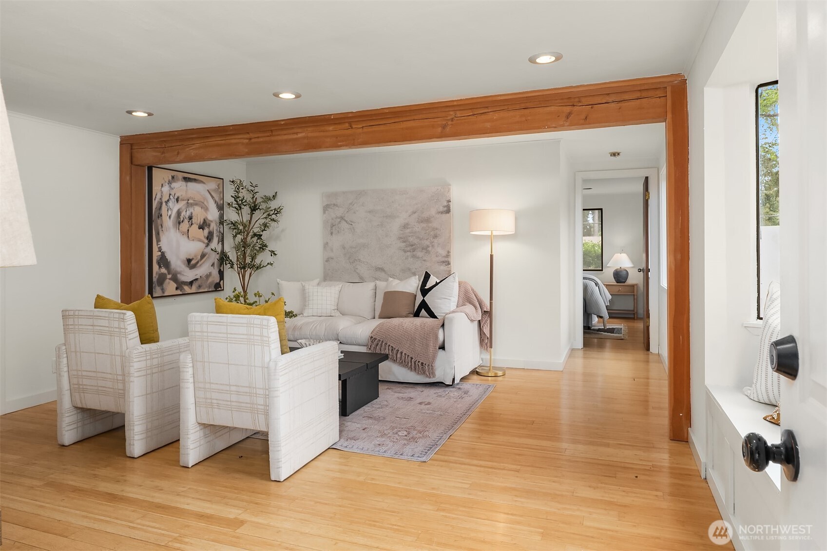 215 NW 130th Street , Seattle, WA 98177
