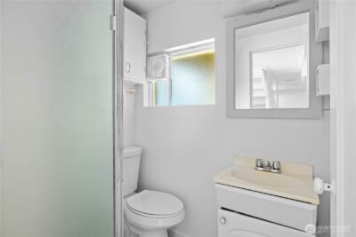 3020 36th Avenue W, Seattle, WA 98199 - Photo 22