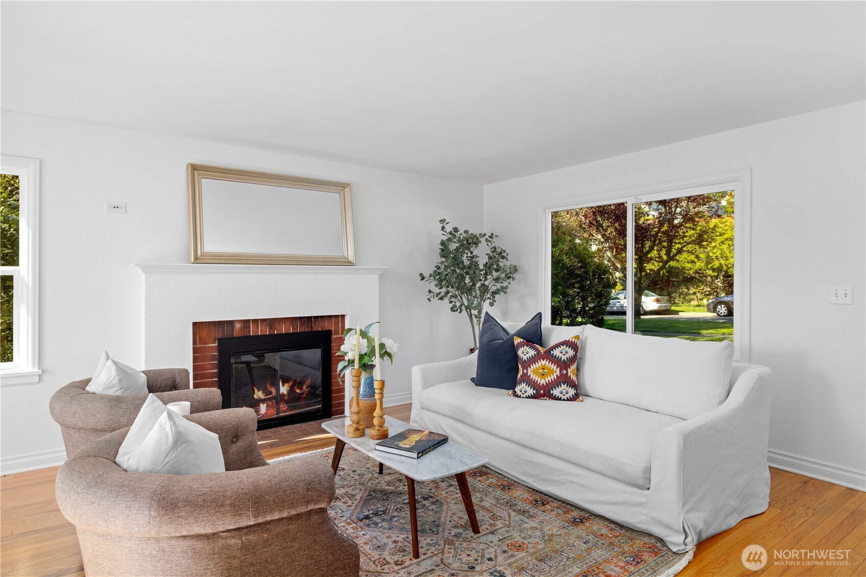 3020 36th Avenue W, Seattle, WA 98199