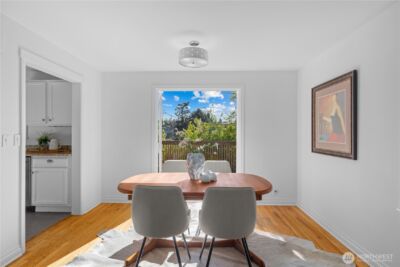 3020 36th Avenue W, Seattle, WA 98199 - Photo 5