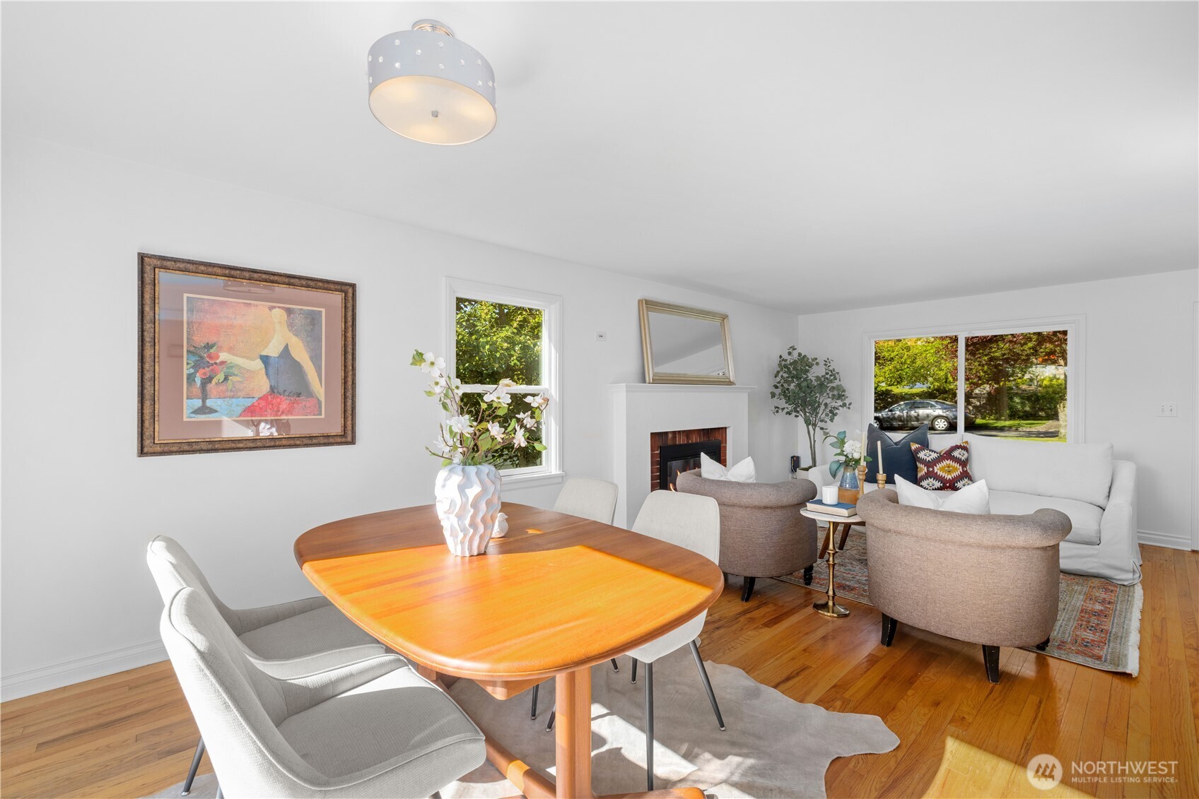 3020 36th Avenue W, Seattle, WA 98199