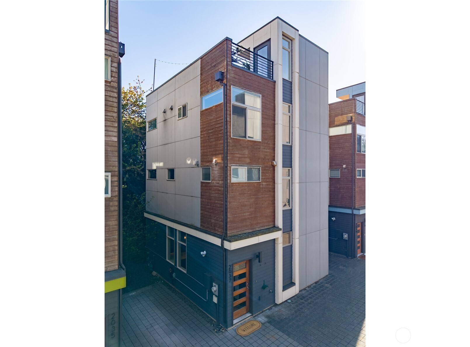 2037 NW 65th Street , Seattle, WA 98117
