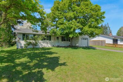 5709 91st Place NE, Marysville, WA 98270 - Photo 2