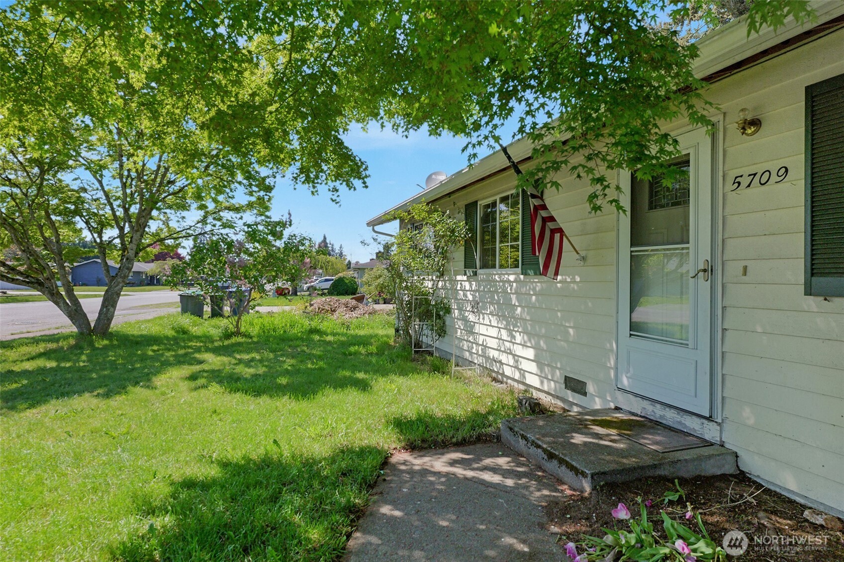5709 91st Place NE, Marysville, WA 98270