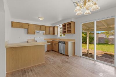 5709 91st Place NE, Marysville, WA 98270 - Photo 9