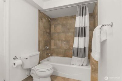 316 W Newell Street , Seattle, WA 98119 - Photo 20