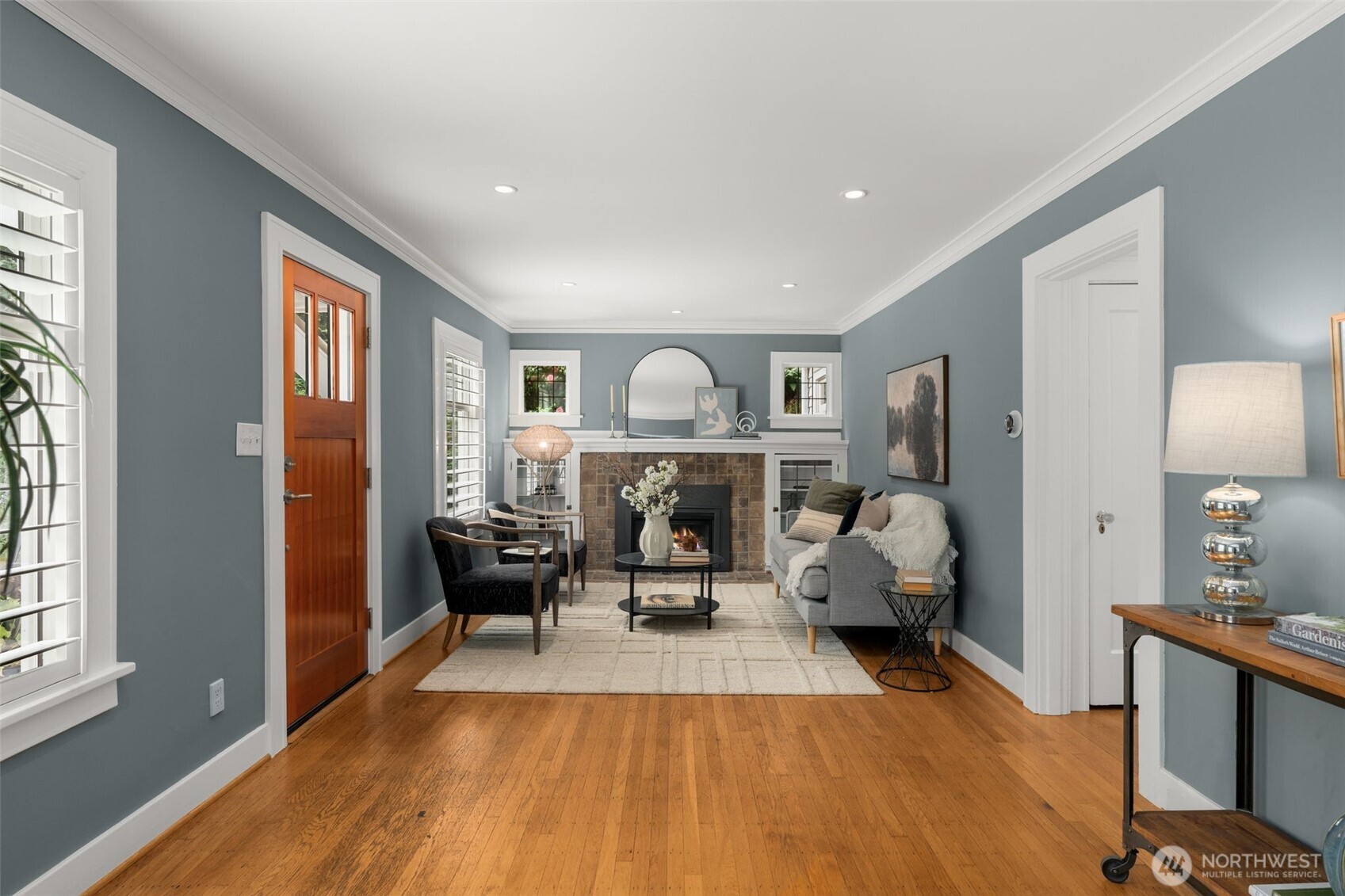 316 W Newell Street , Seattle, WA 98119