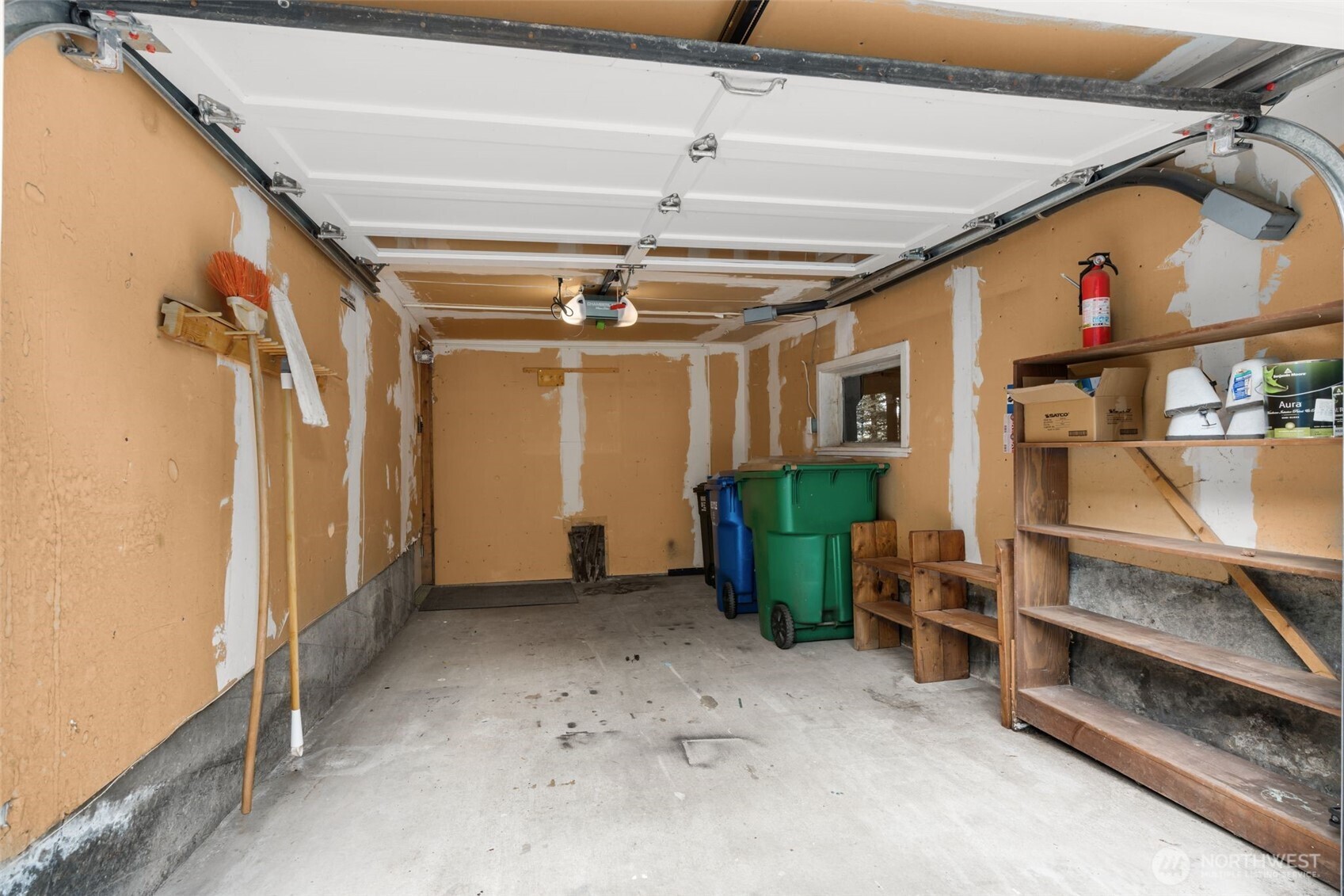 316 W Newell Street , Seattle, WA 98119