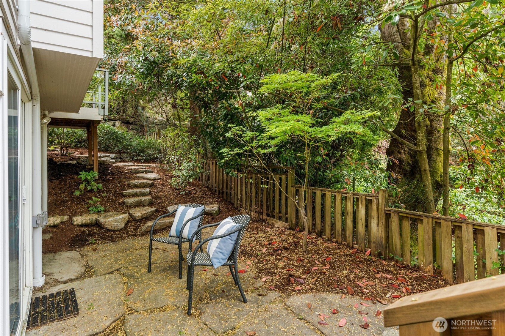 316 W Newell Street , Seattle, WA 98119