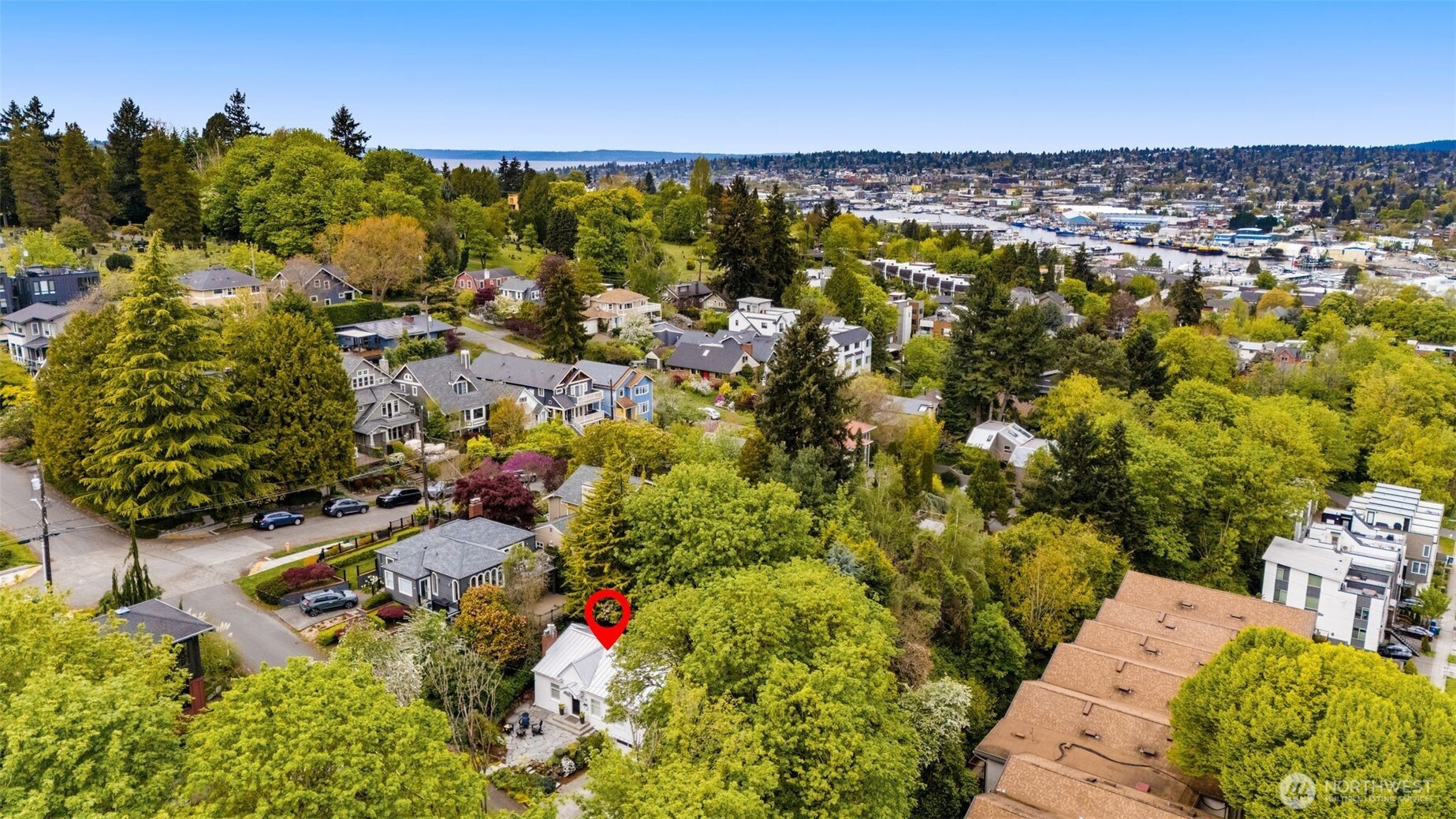 316 W Newell Street , Seattle, WA 98119