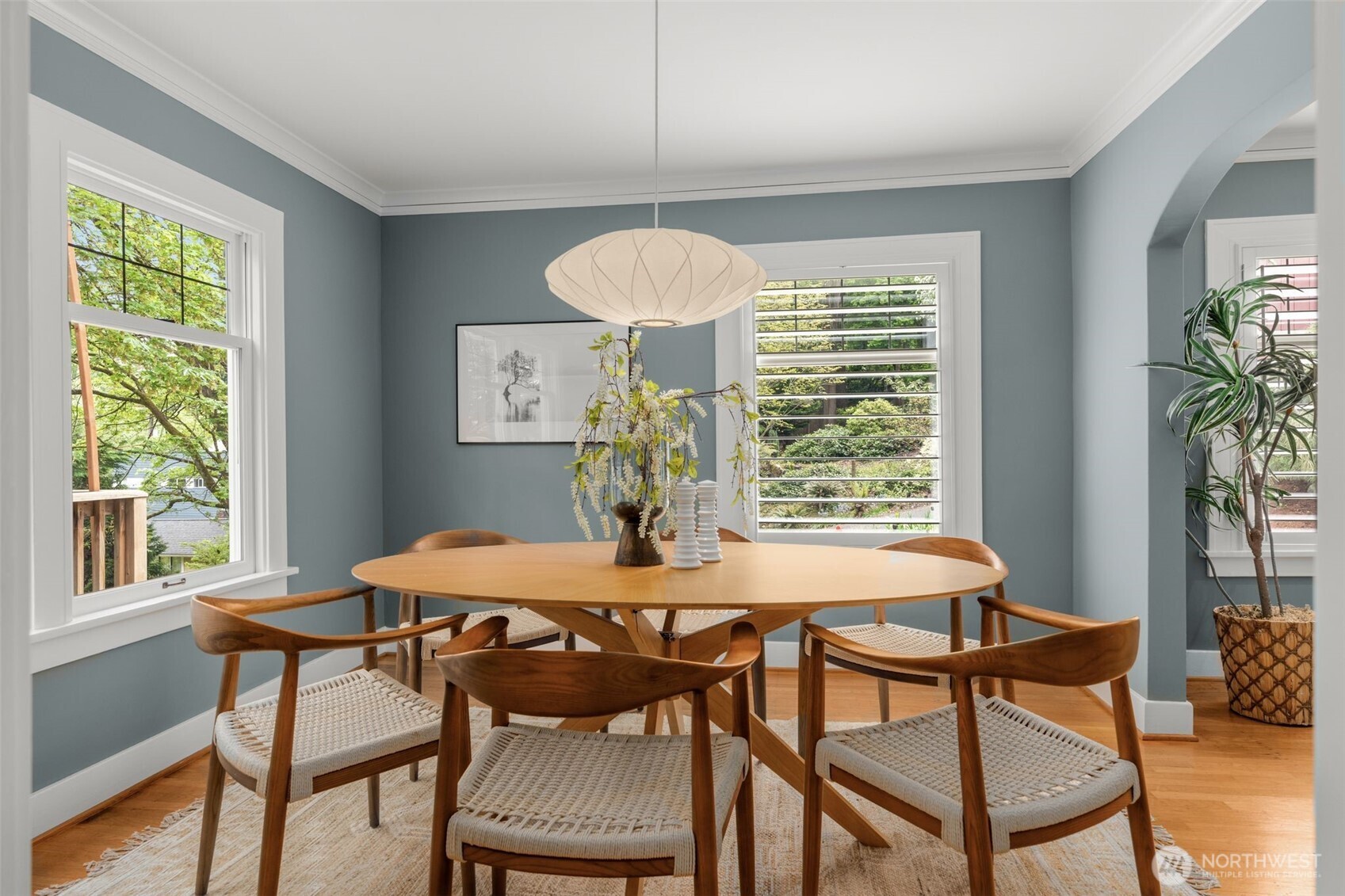 316 W Newell Street , Seattle, WA 98119
