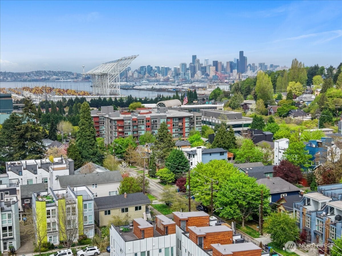 4301 26th Avenue SW, Seattle, WA 98106