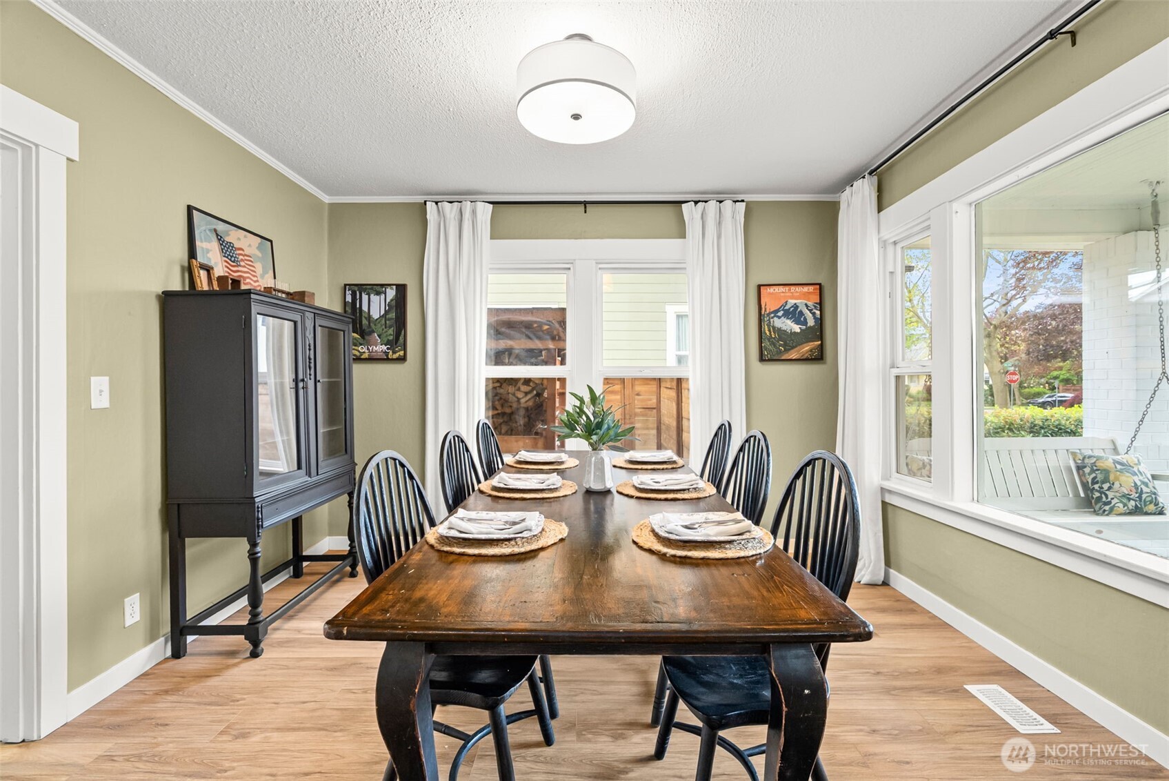 809 Sumner Avenue , Sumner, WA 98390