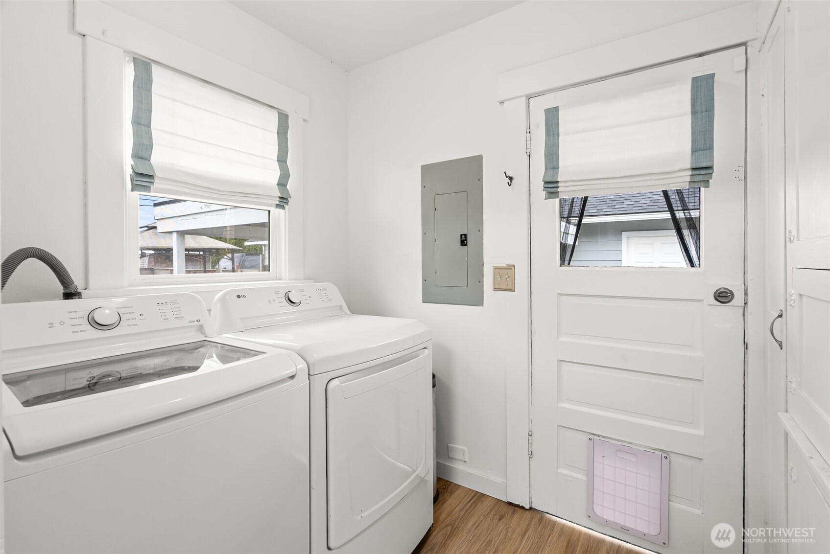 809 Sumner Avenue , Sumner, WA 98390