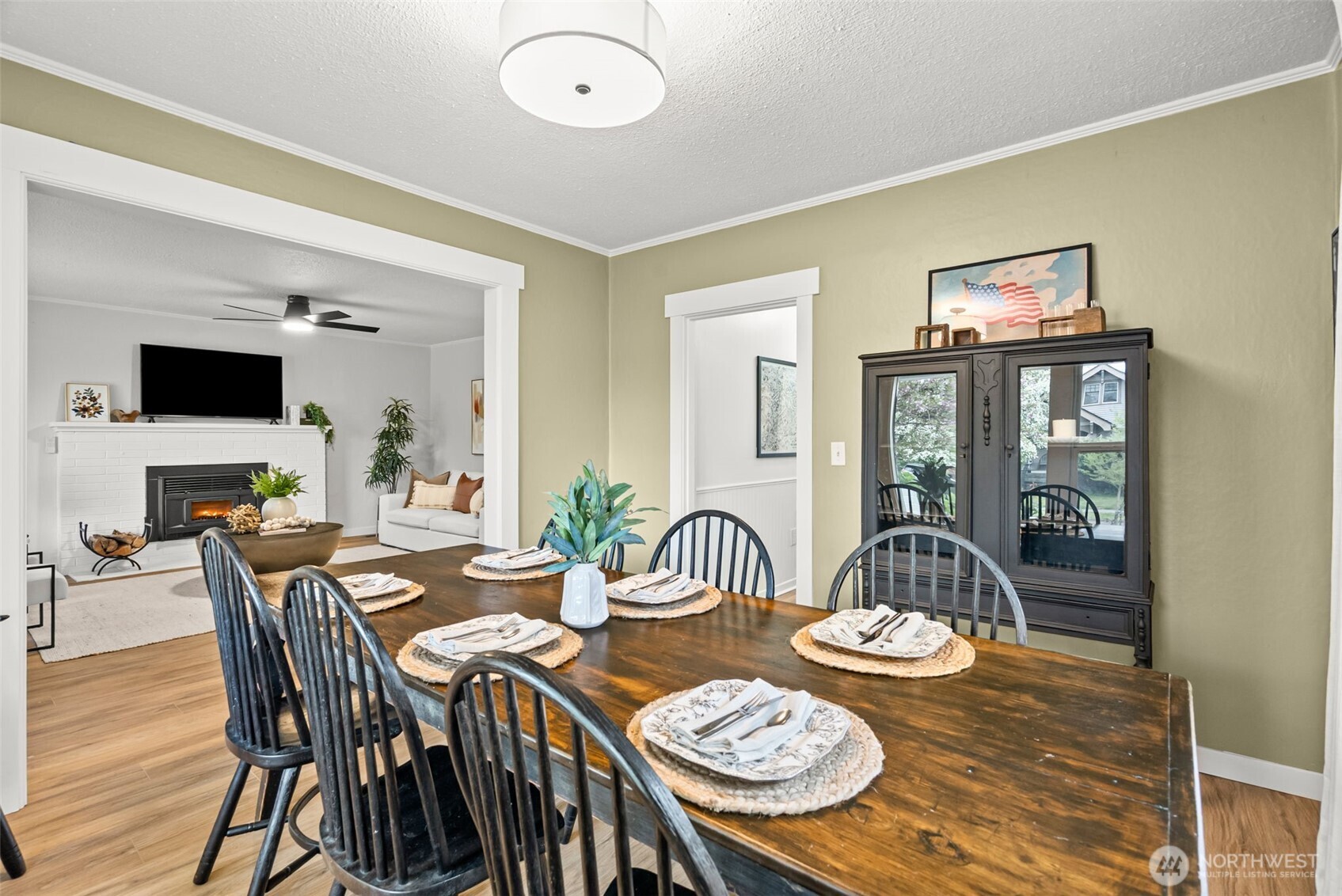 809 Sumner Avenue , Sumner, WA 98390