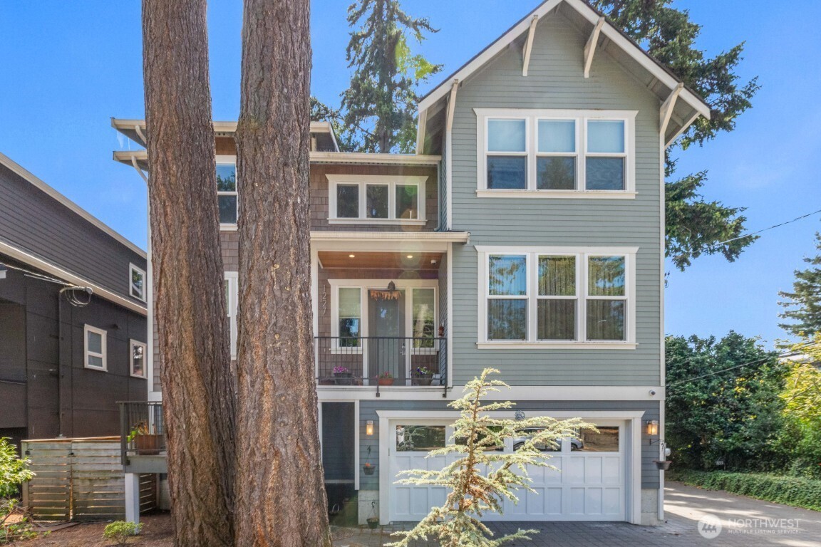 1227 NE 88th Street , Seattle, WA 98115