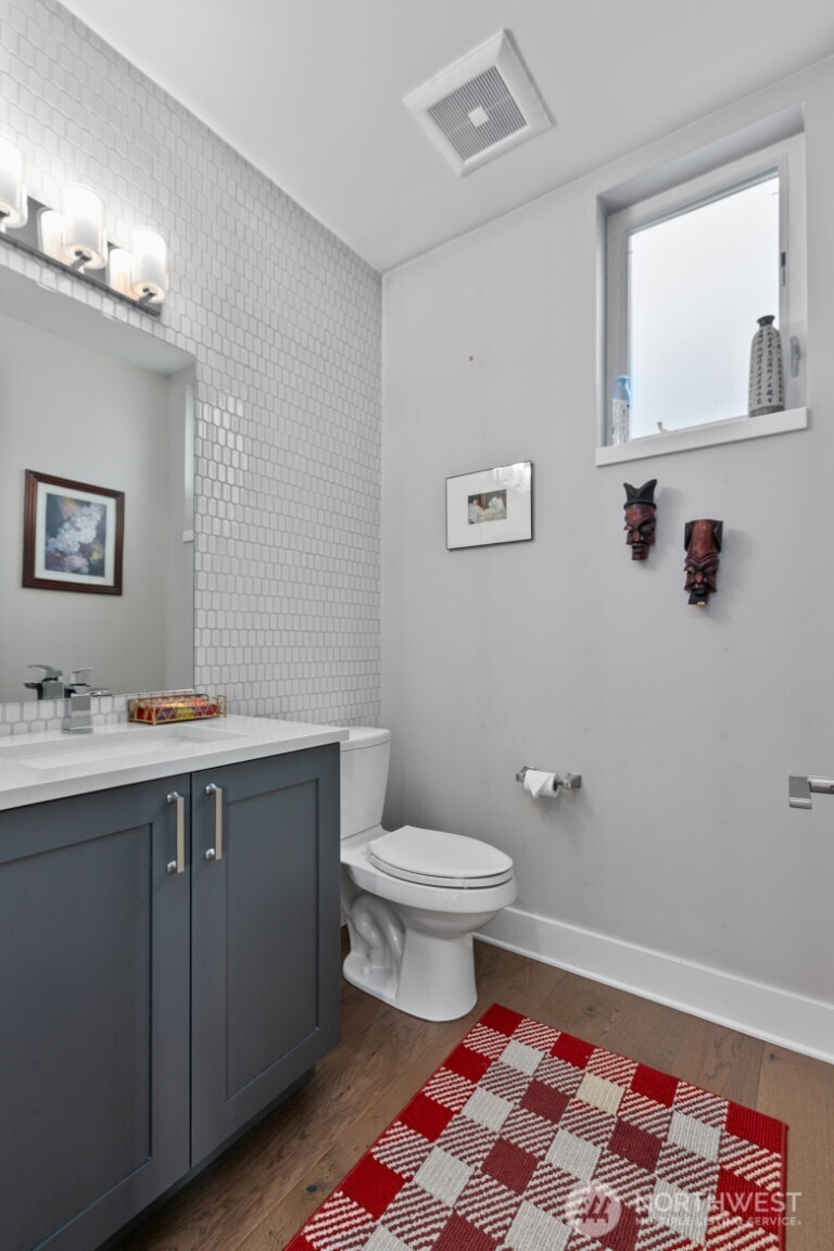 1227 NE 88th Street , Seattle, WA 98115