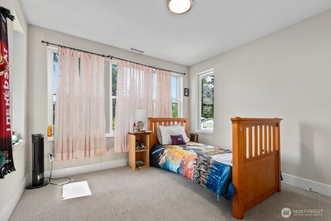 1227 NE 88th Street , Seattle, WA 98115