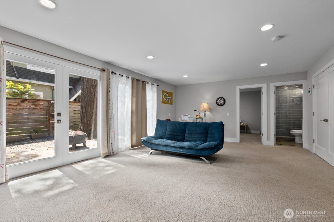 1227 NE 88th Street , Seattle, WA 98115