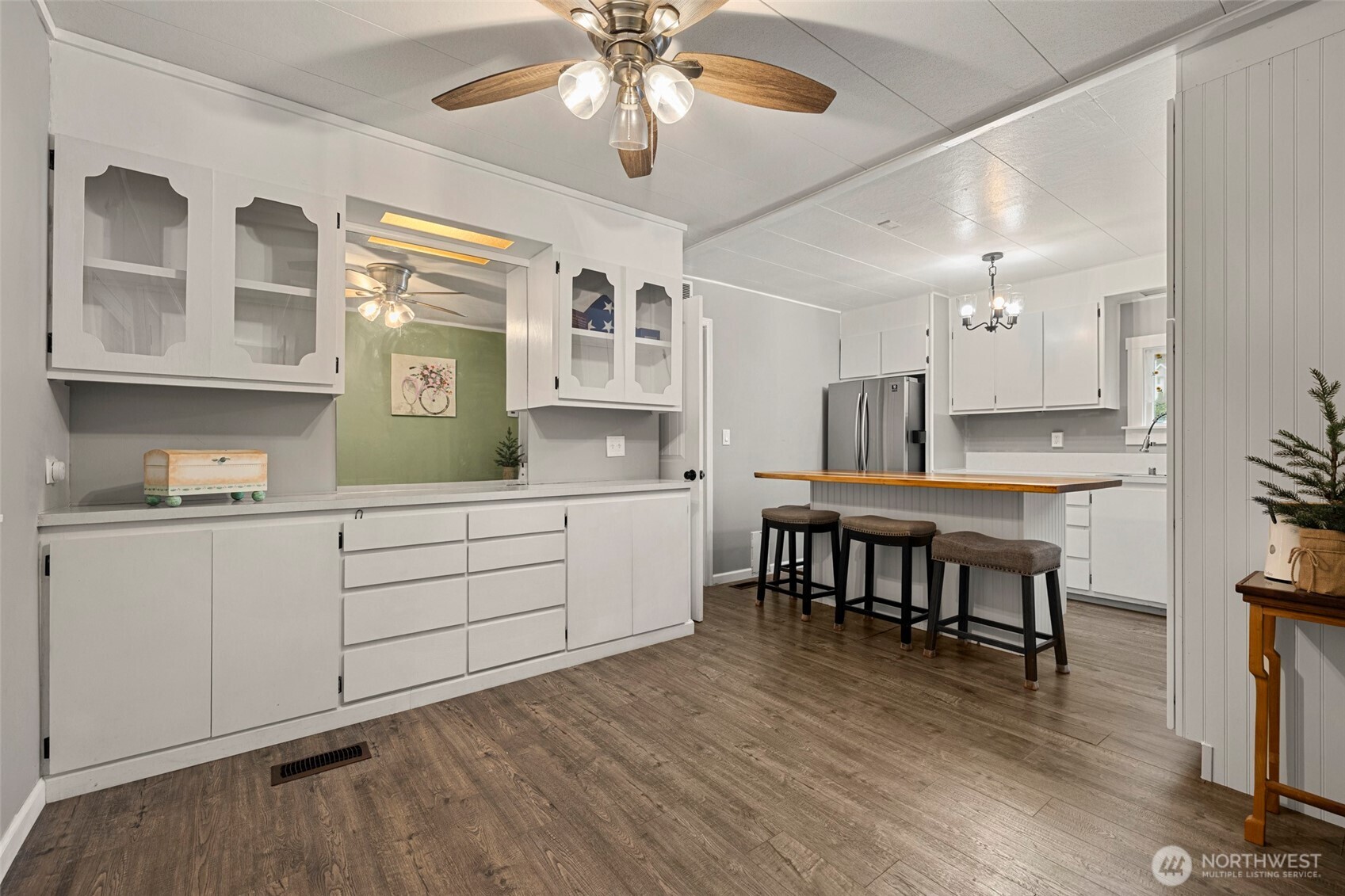 23121 Edmonds Way #1, Edmonds, WA 98020