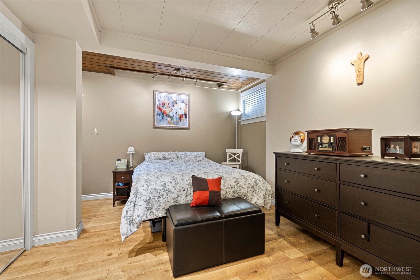 23121 Edmonds Way #1, Edmonds, WA 98020