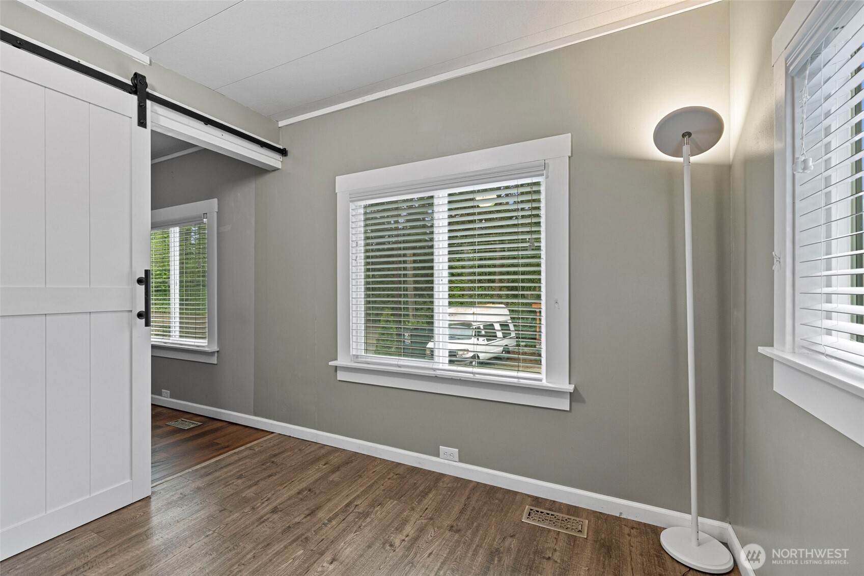 23121 Edmonds Way #1, Edmonds, WA 98020