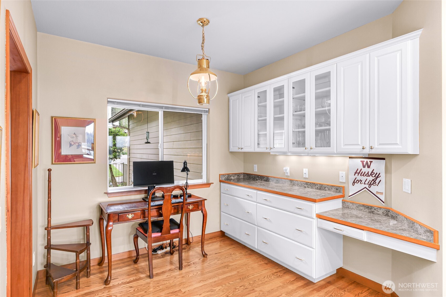 5043 Bradshaw Road , Freeland, WA 98249-9429