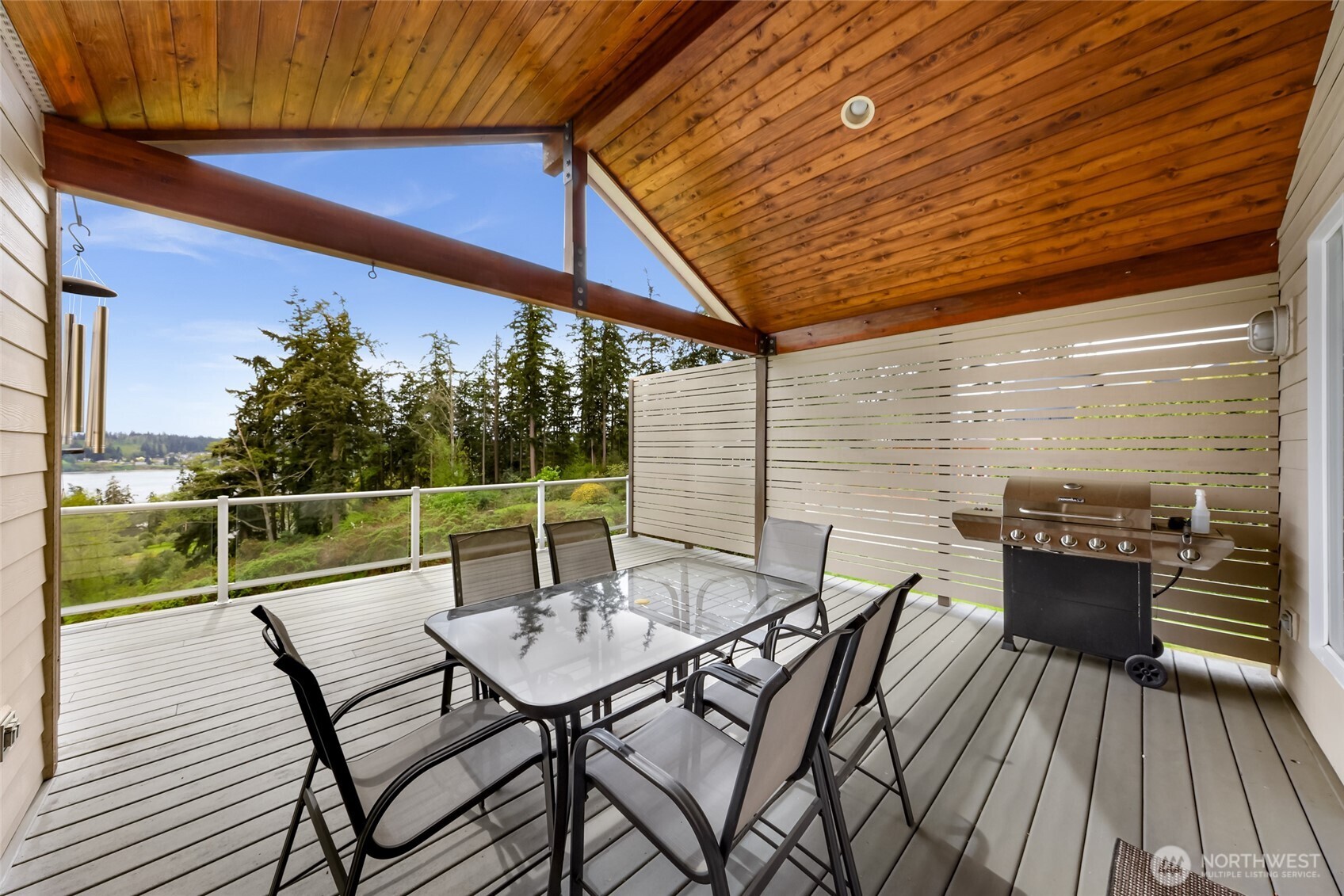 5043 Bradshaw Road , Freeland, WA 98249-9429