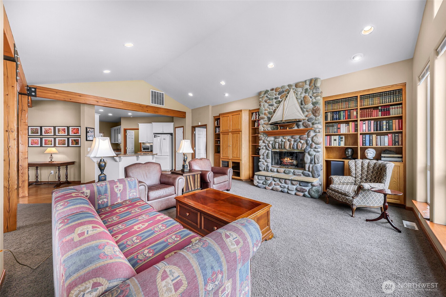 5043 Bradshaw Road , Freeland, WA 98249-9429