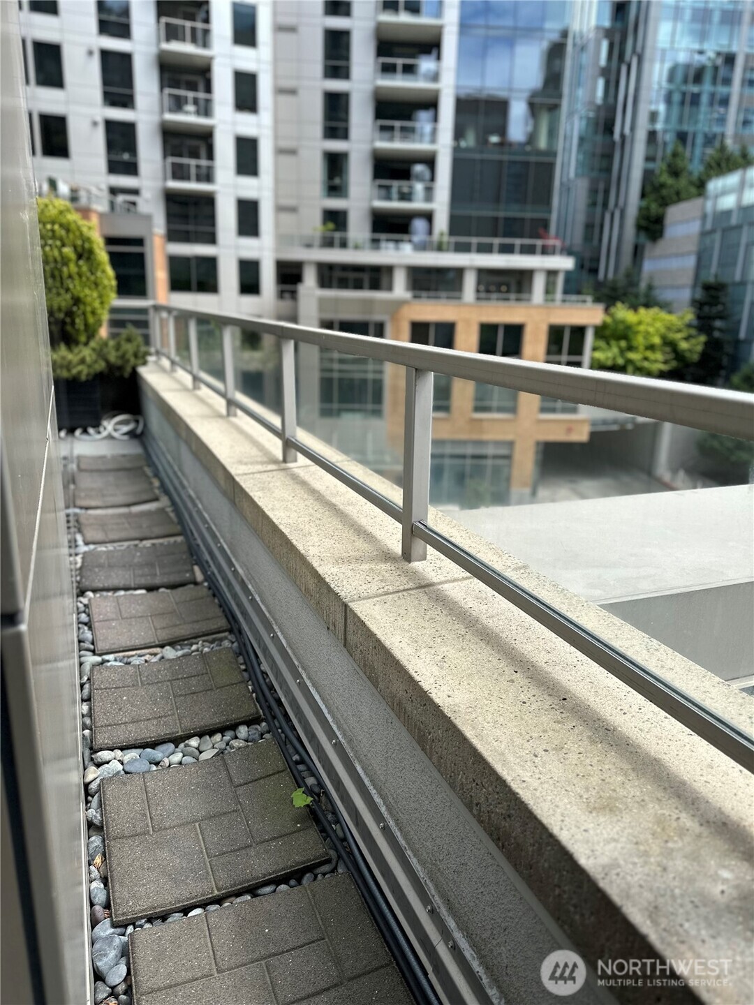 10610 NE 9th Place #509, Bellevue, WA 98004