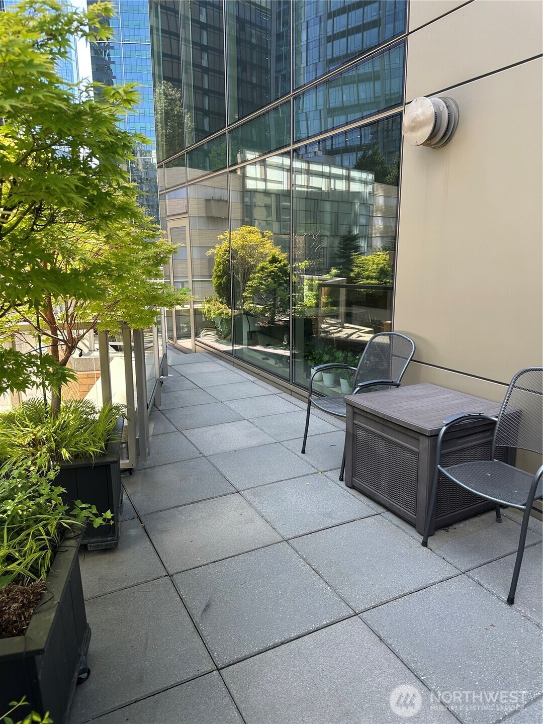 10610 NE 9th Place #509, Bellevue, WA 98004