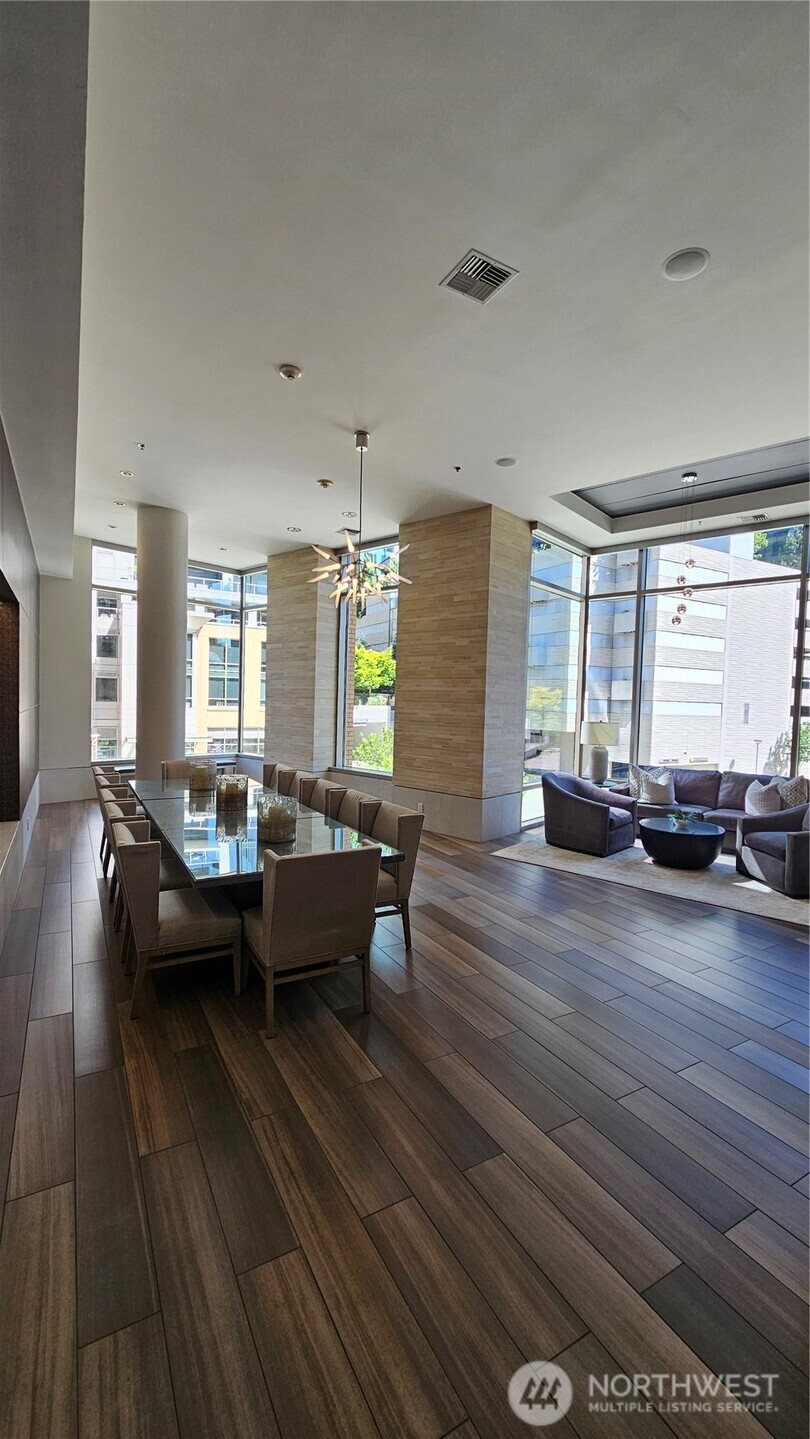 10610 NE 9th Place #509, Bellevue, WA 98004