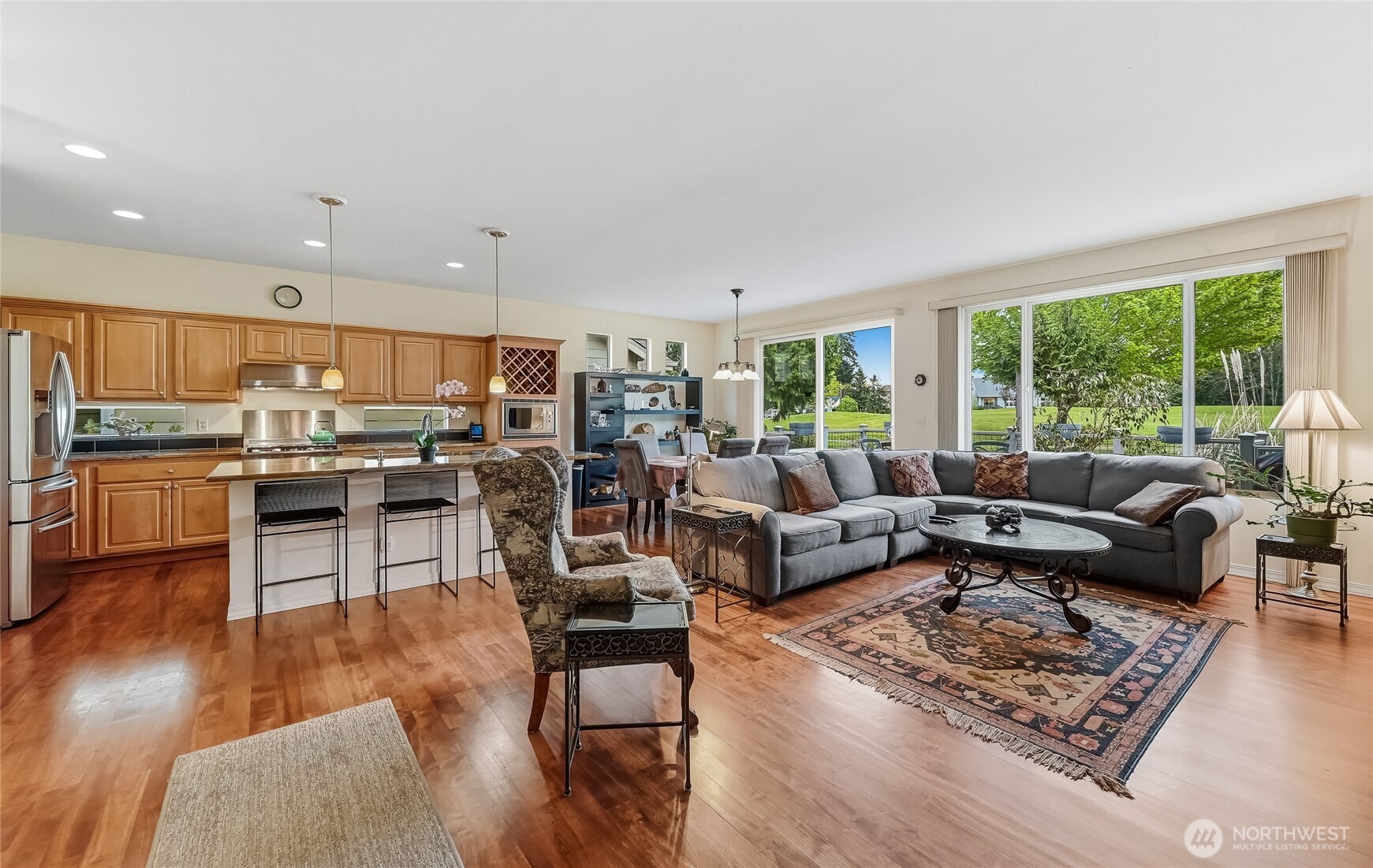 23041 NE 127th Way , Redmond, WA 98053