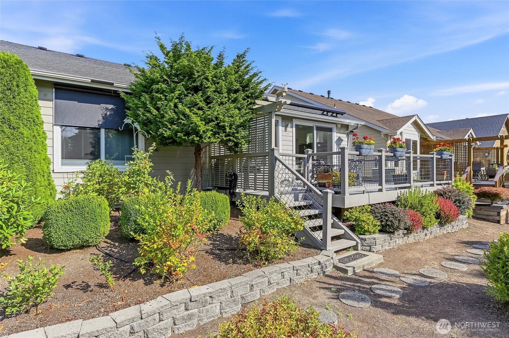 23041 NE 127th Way , Redmond, WA 98053