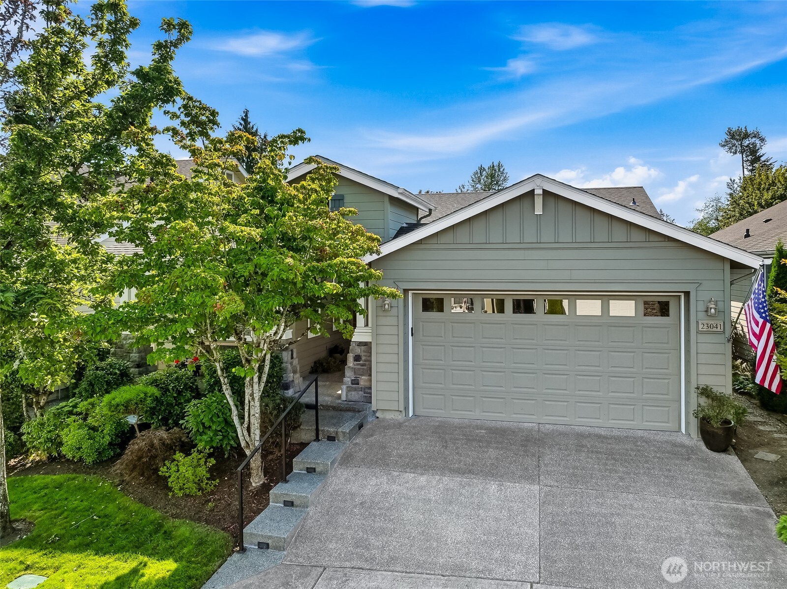 23041 NE 127th Way , Redmond, WA 98053