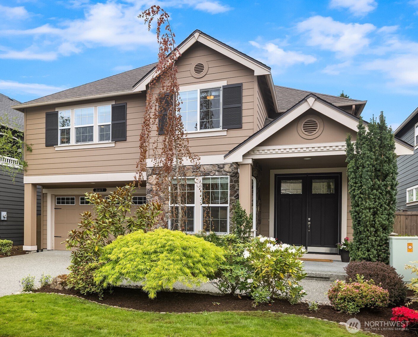 21417 SE 2nd Street , Sammamish, WA 98074