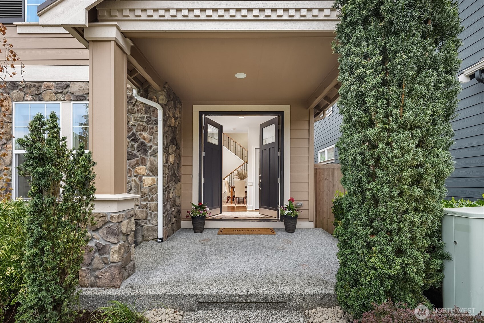 21417 SE 2nd Street , Sammamish, WA 98074